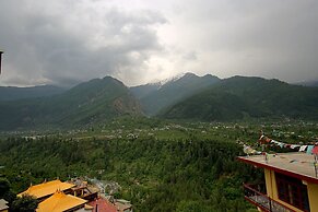 Zone Connect by the Park Manali