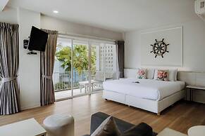 Combo Beach Hotel Samui