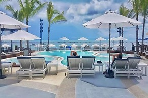 Combo Beach Hotel Samui