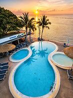 Combo Beach Hotel Samui