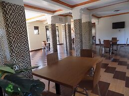 Olina Hotel and Apartments