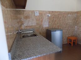 Olina Hotel and Apartments