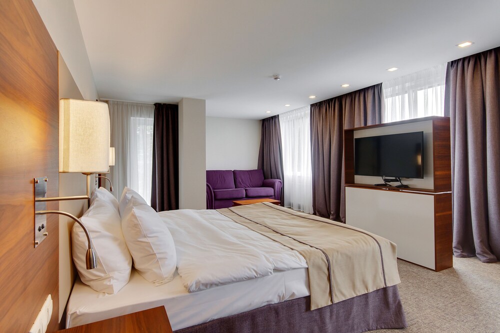 Hotel G9