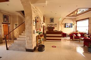 Tughan Hotel