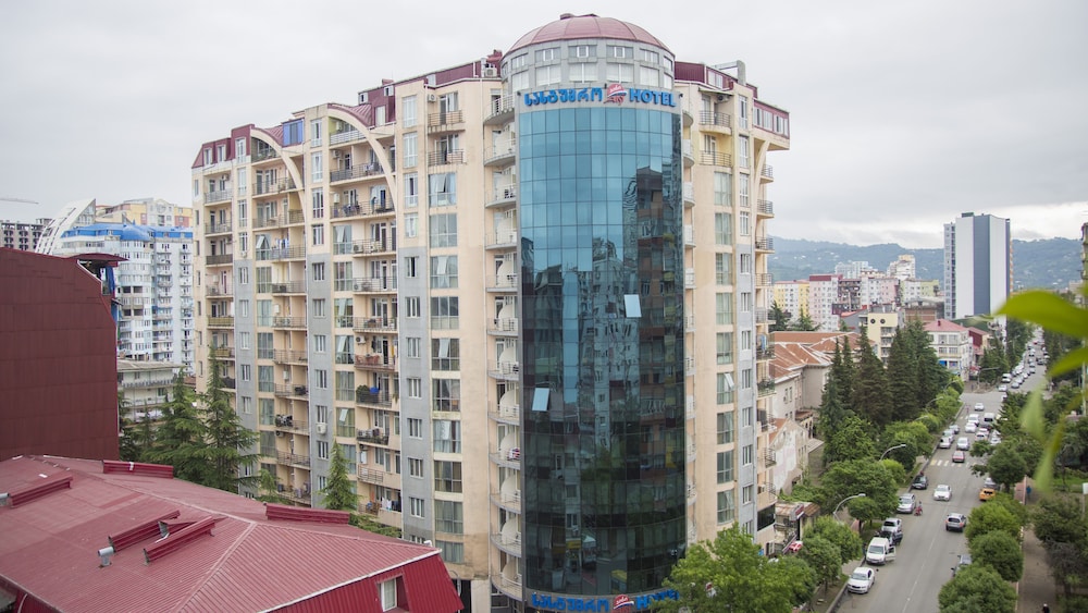 Hotel Aisi