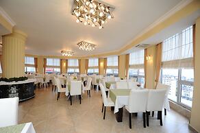 Hotel Aisi