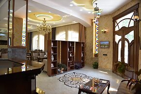 Yaffle Inn Boutique Hotel