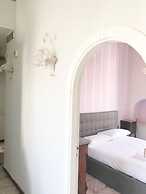 Gramsci Apartments