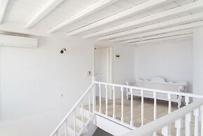 Villa Adonis