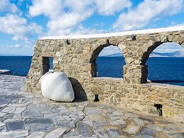 Cavo Delos
