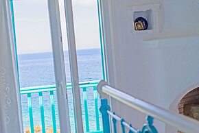 Cavo Delos