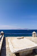 Cavo Delos