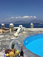Cavo Delos