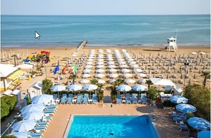 Hotel Plaza Esplanade