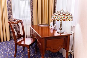 Dinastiya Hotel