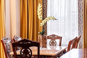 Dinastiya Hotel