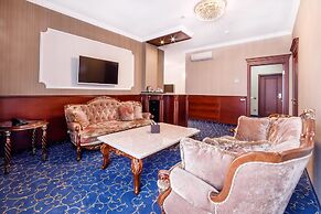 Dinastiya Hotel