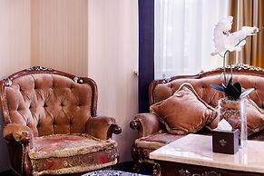 Dinastiya Hotel