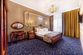 Dinastiya Hotel