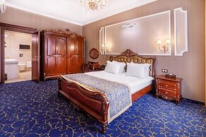 Dinastiya Hotel