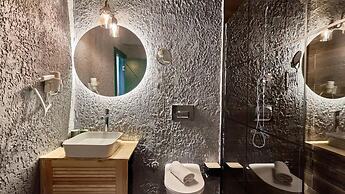Azuu Hotel