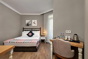 Azuu Hotel