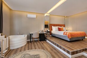 Azuu Hotel