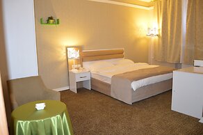 Vadi-i Leman Hotel