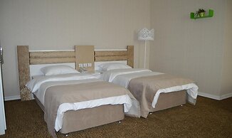 Vadi-i Leman Hotel