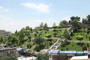 Vadi-i Leman Hotel