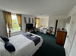 Hookwood Lodge London Gatwick