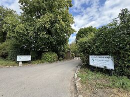 Hookwood Lodge London Gatwick
