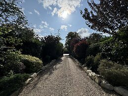 Hookwood Lodge London Gatwick