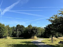Hookwood Lodge London Gatwick