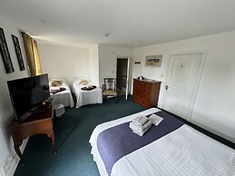 Hookwood Lodge London Gatwick