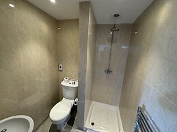 Hookwood Lodge London Gatwick