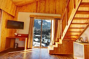 Hill County Resort & Spa, Manali