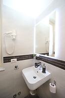 A 2 Passi dai Musei Guest House