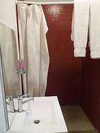 Liv Inn Guest House
