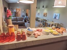 Liv Inn Guest House
