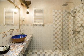 Old Side Boutique Hotel