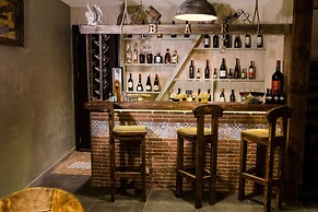 Old Side Boutique Hotel