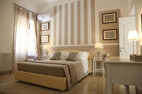 Dimi House