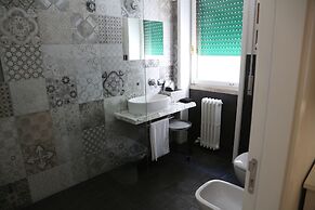 Dimi House