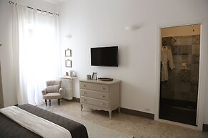Dimi House