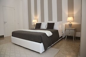 Dimi House