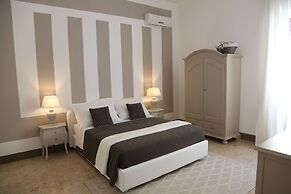 Dimi House