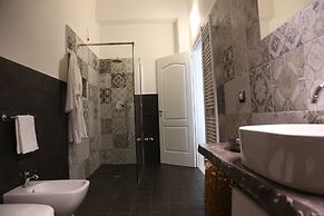 Dimi House