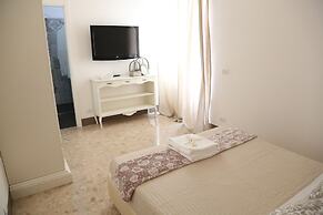 Dimi House