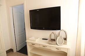 Dimi House